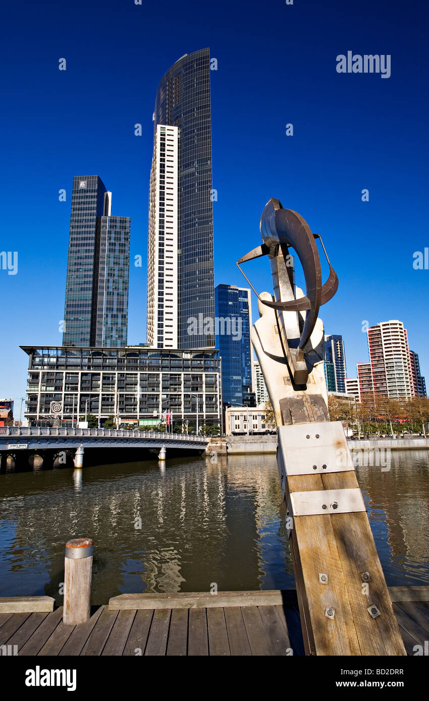 Melbourne Sculptures / "Enterprize Wharf Sculptures" beside Melbourne`s